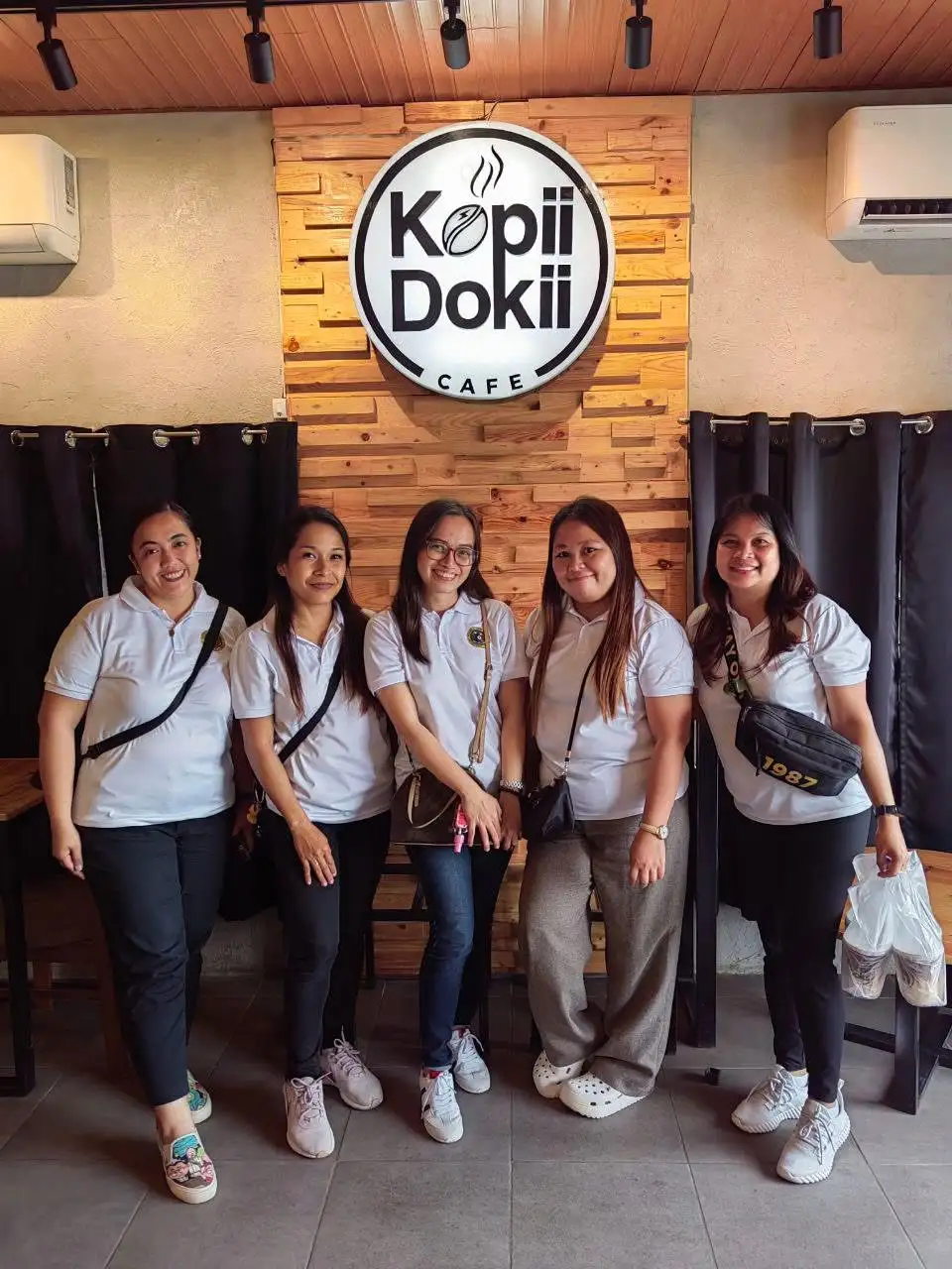 Kopiidokii community moment